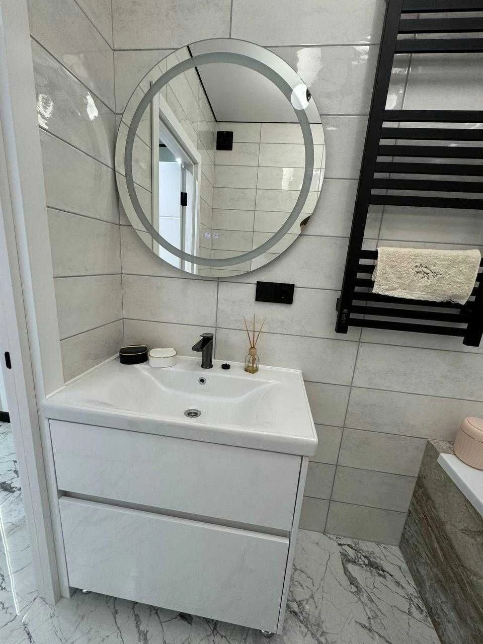 Sale of a 1-bedroom apartment in a new building on Truskavets Street