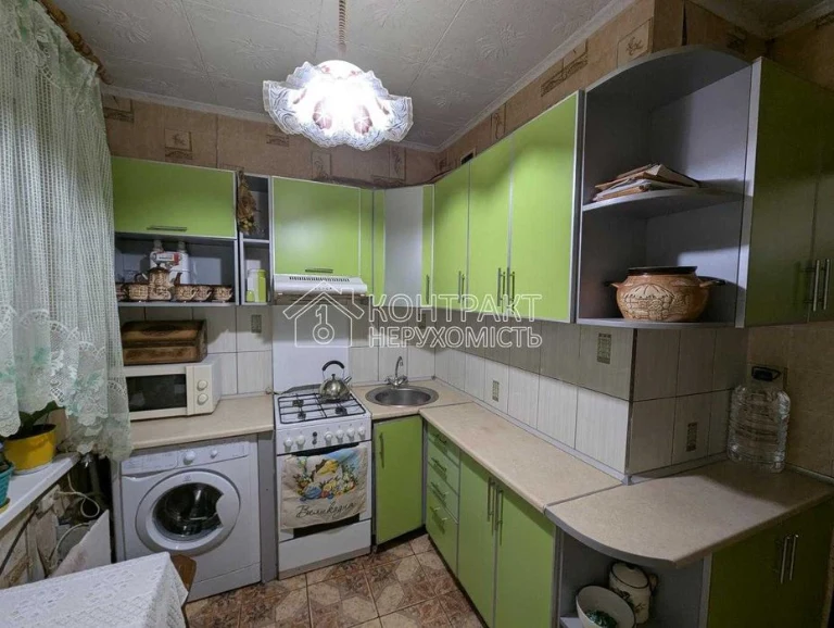 Sale of 4-room apartment Kholodna Hora isRenewal Trade