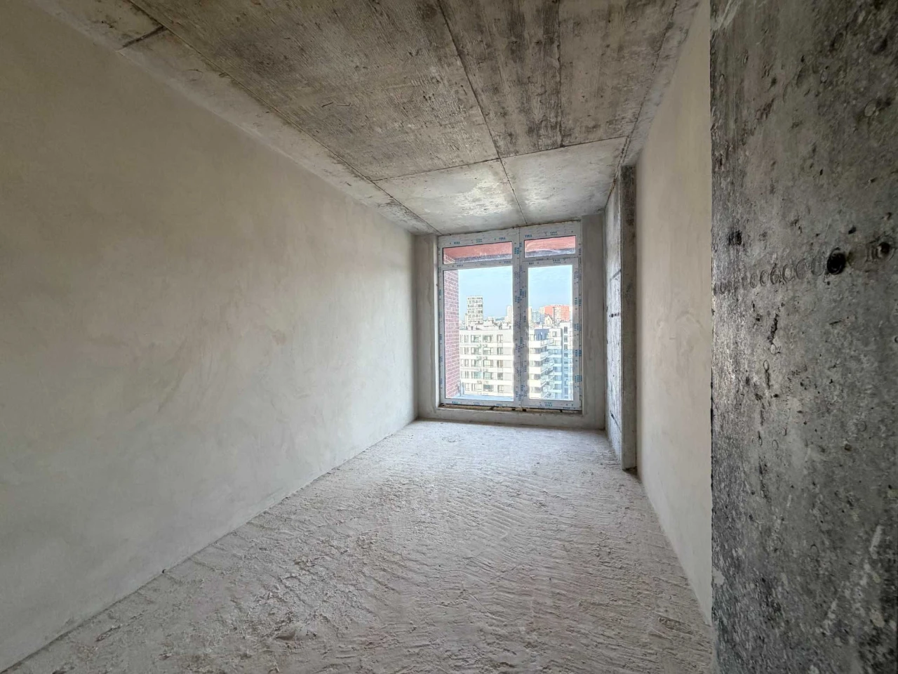 Sale of 2-room, 68 sq.m apartment in Auroom Air on Topolna Street