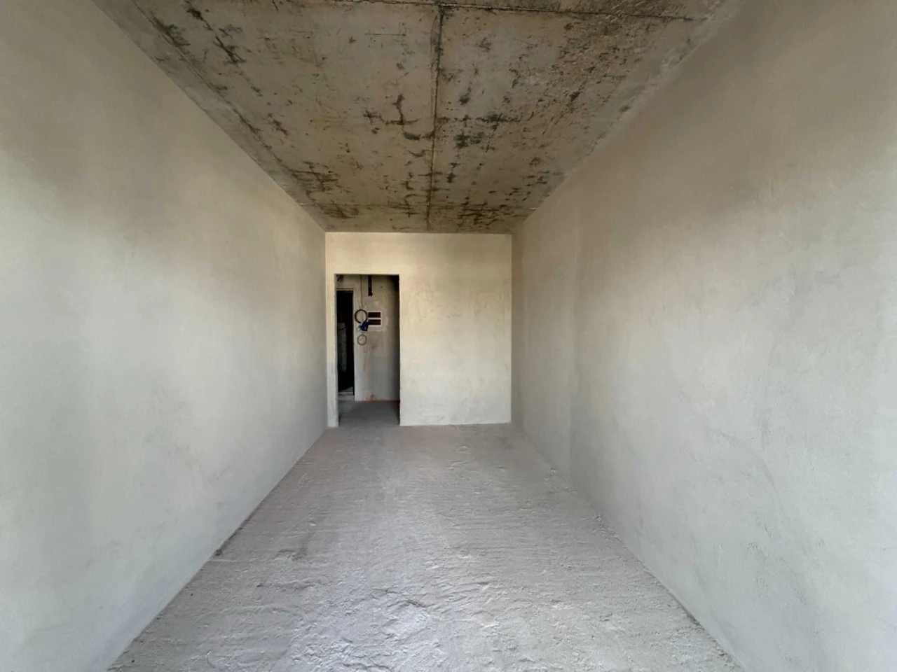 Sale of 2-room, 68 sq.m apartment in Auroom Air on Topolna Street