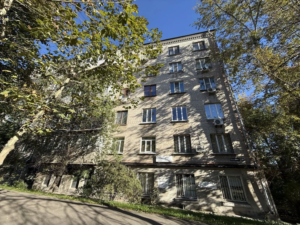 2-кімнатна квартира (57,4 м2) - Метро Звіринецька, 38 Джона Маккейна
