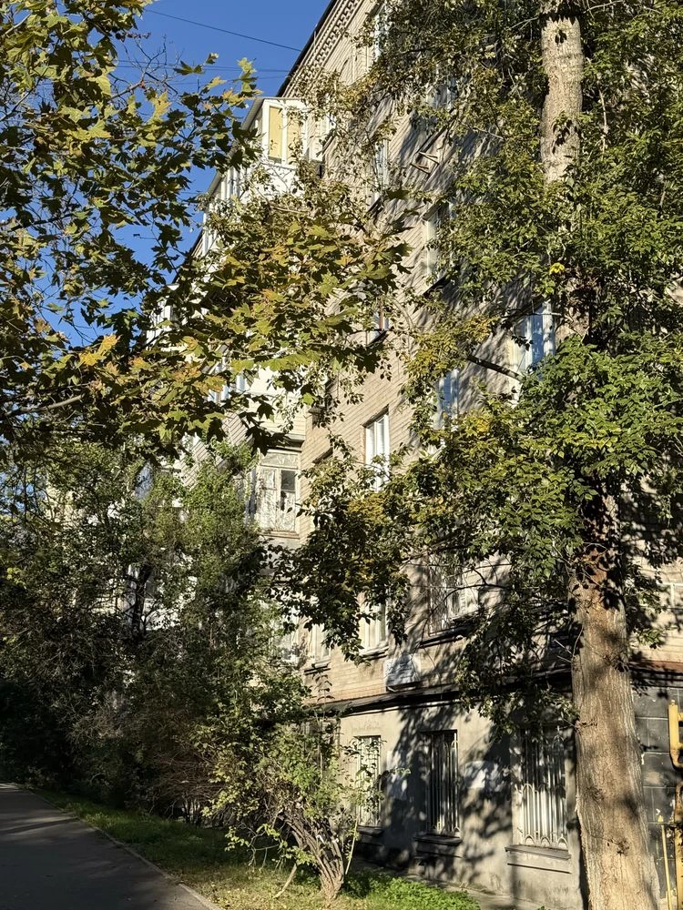 2-кімнатна квартира (57,4 м2) - Метро Звіринецька, 38 Джона Маккейна