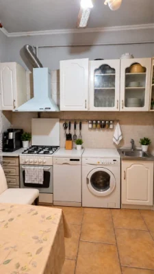 2-кімнатна квартира (57,4 м2) - Метро Звіринецька, 38 Джона Маккейна