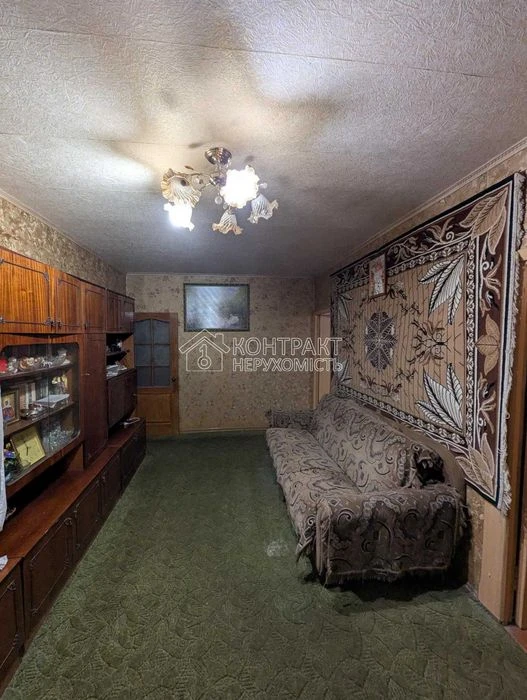 Sale of 4-room apartment Kholodna Hora isRenewal Trade
