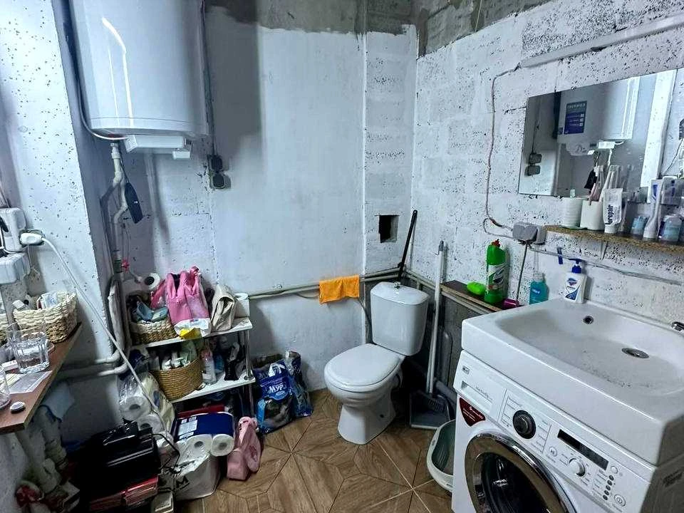 Квартира. Київ, Андрія Аболмасова вул.