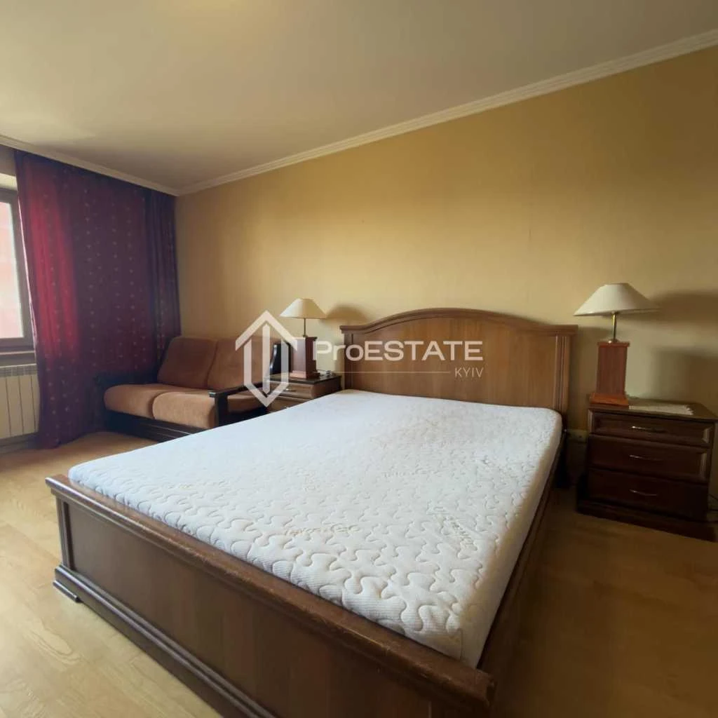 Продажа 2-комнатной квартиры 65 м², Братиславская ул., 7