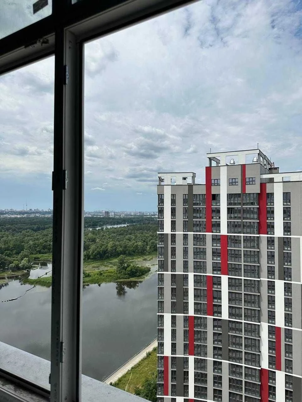 Продаж 2-кімнатної квартири в ЖК “Русанівська Гавань” ЄОселя