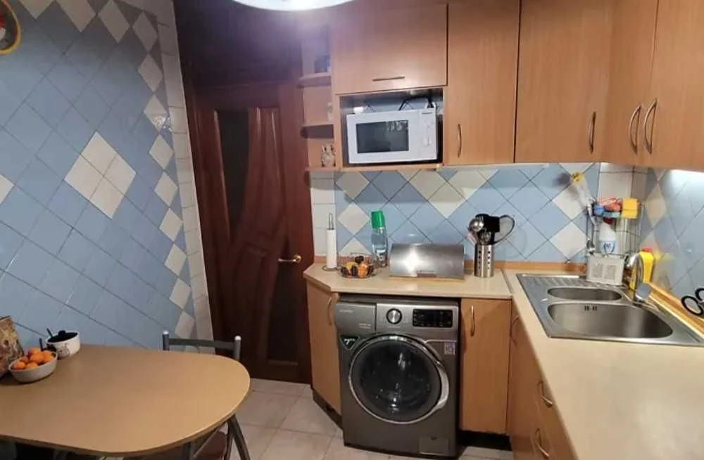 • 2-bedroom apartment 50.5 sq m on вул. Polevsky, 16A