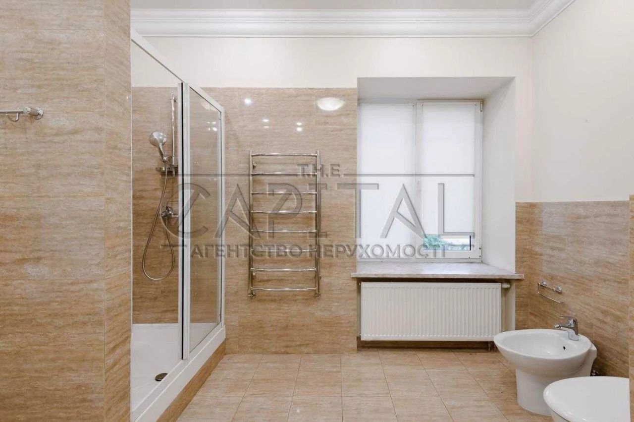 House for Sale, Holosiiv District