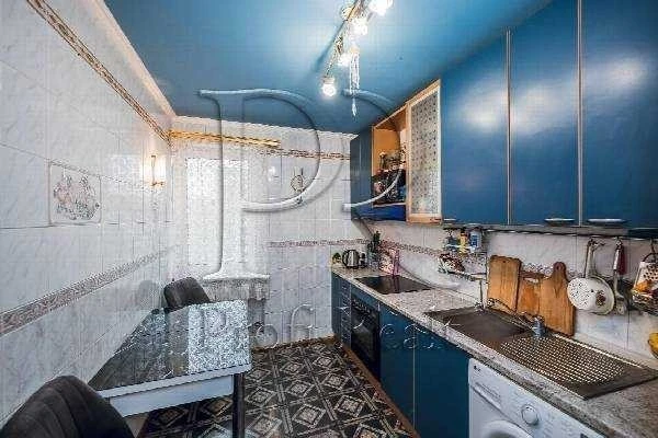 3-room apartment for sale 71 m², Pavla Tychyny ave., 8
