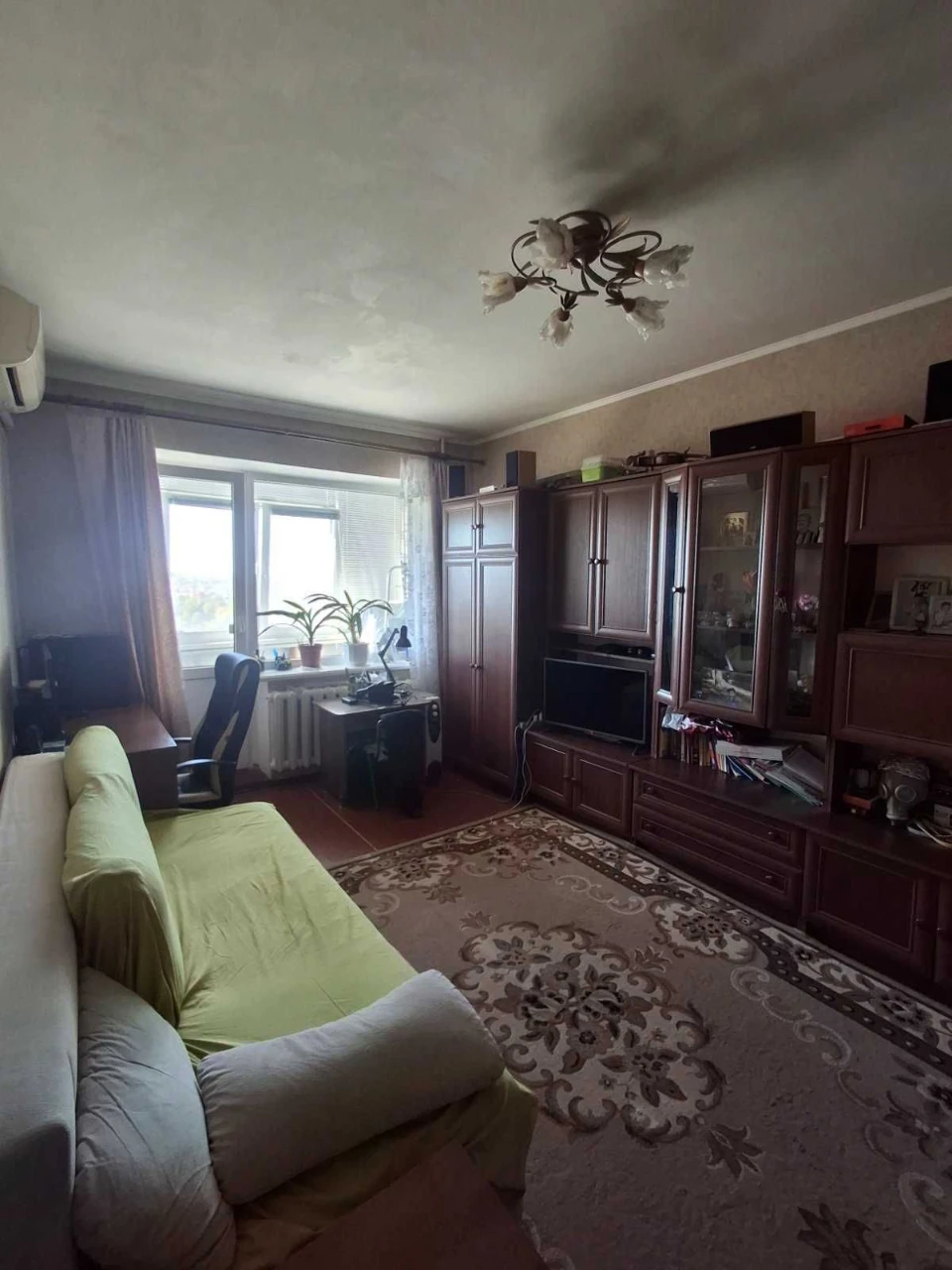 One-bedroom apartment for sale - "State Programs - YES!!"
