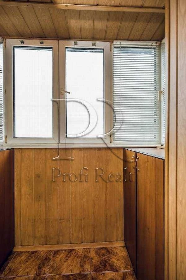 3-room apartment for sale 71 m², Pavla Tychyny ave., 8