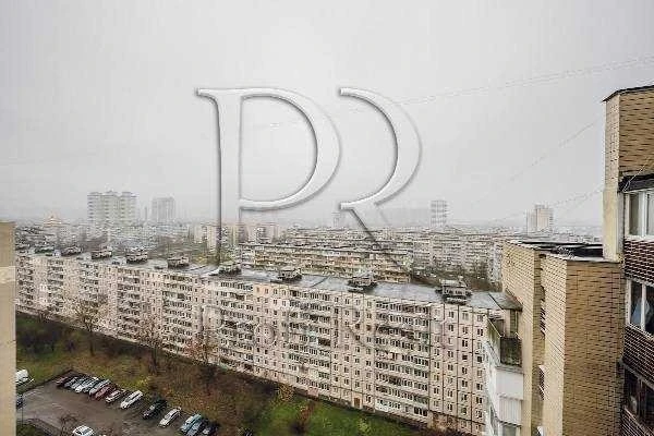 3-room apartment for sale 71 m², Pavla Tychyny ave., 8
