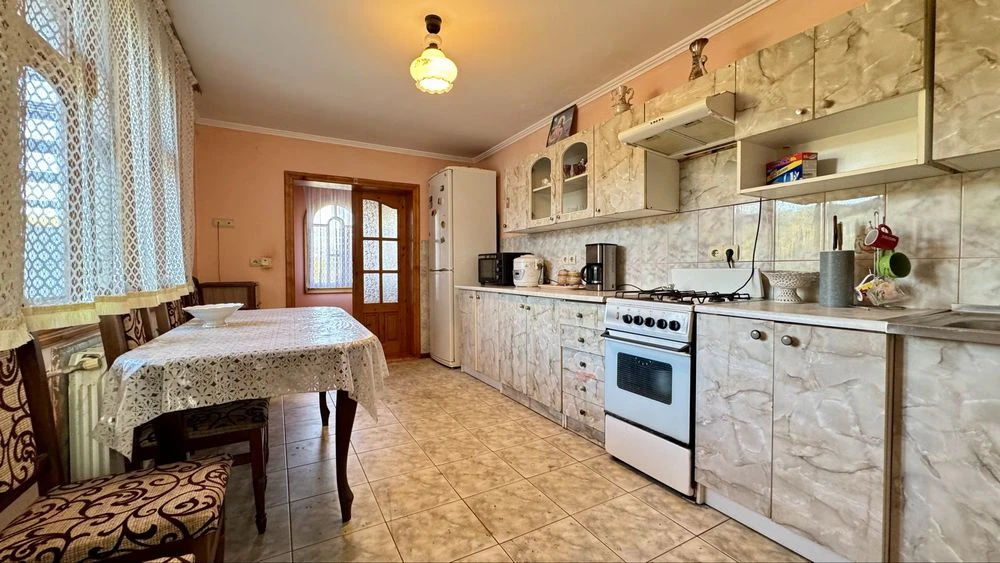 Sale of a cozy house / Plot of 16.5 acres / Garage