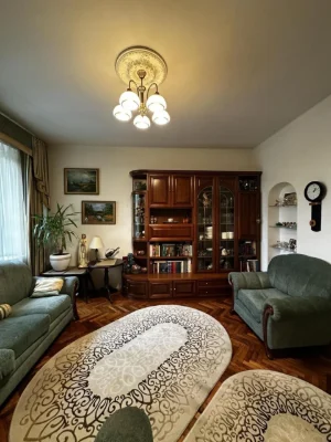 3-комнатная квартира 84 м², центр, ул. Коцюбинского