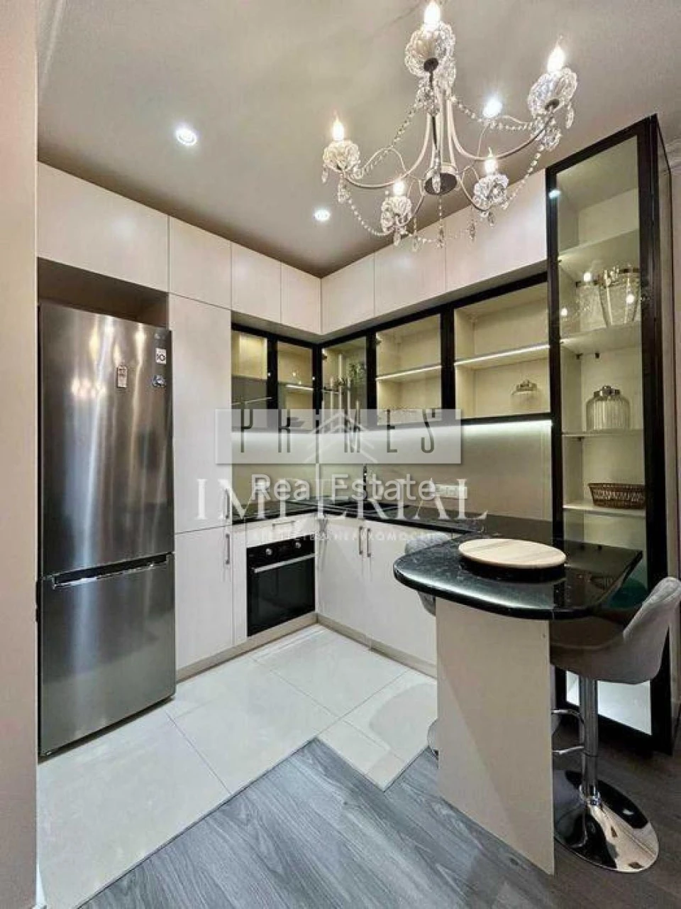 Сдается просторная 2-комнатная квартира с террасой 60 м² | центр