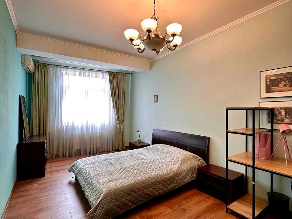 Apartment. Eugene Konovalets st., Kyiv