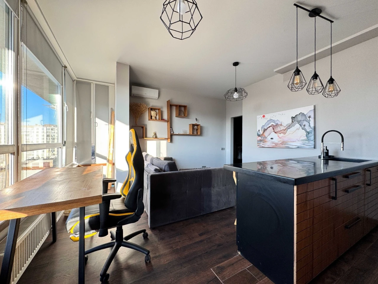One-room apartment 45 sq m in the PARKLAND residential complex, Practical Street, 2