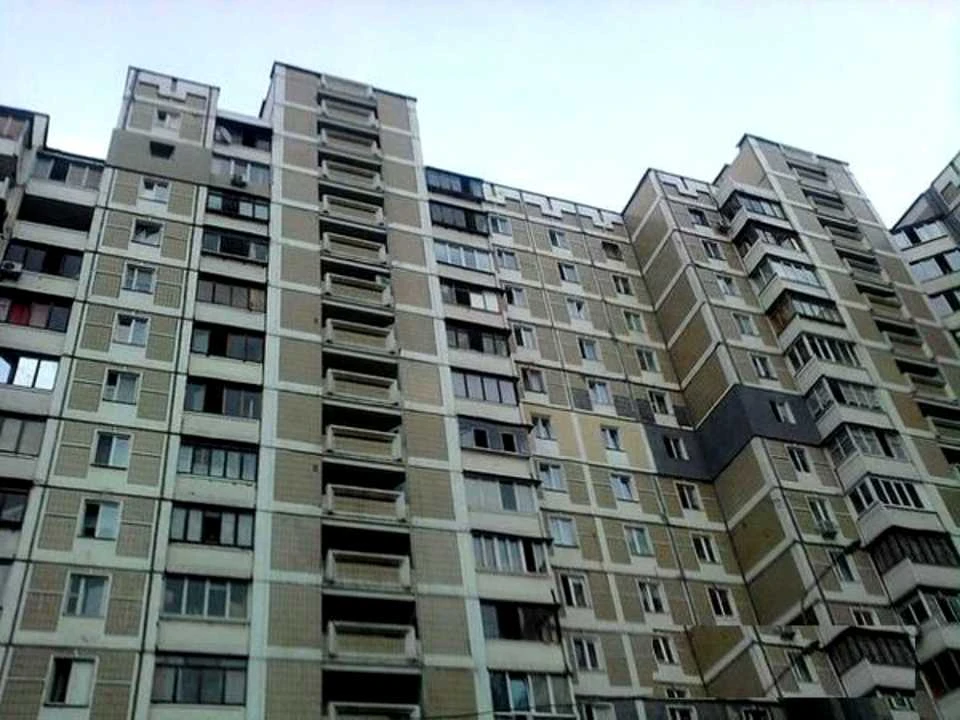 Квартира. Київ, Срібнокільська вул.