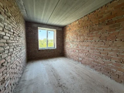 Sale of a 1-room apartment in a cozy area