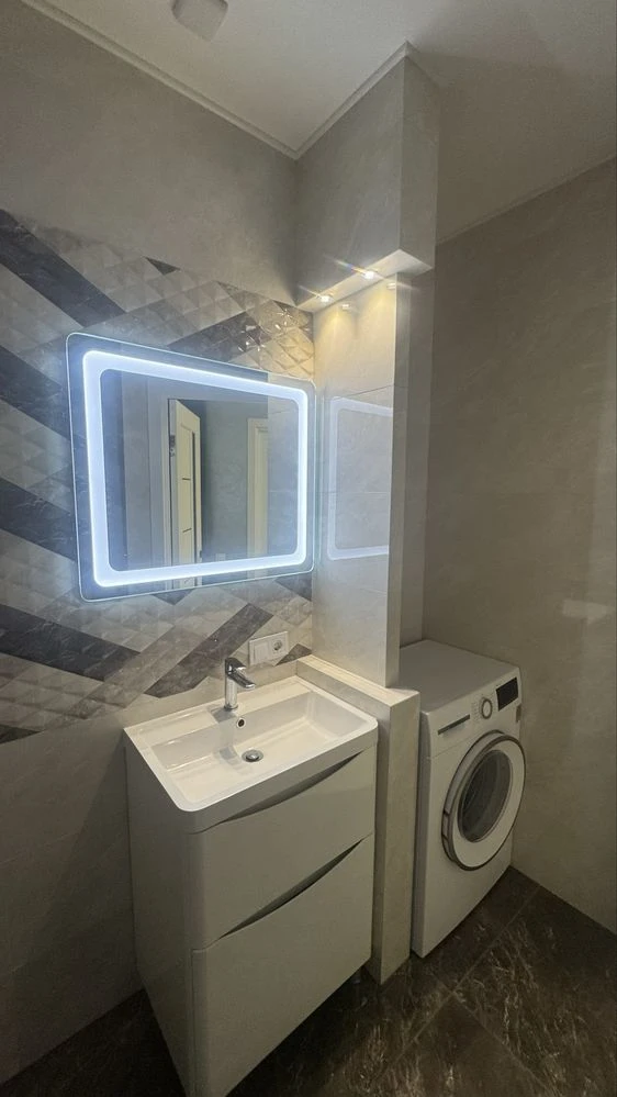 Квартира 2- км, 68 м2 , ЖК Сімейний , євроремонт, авт.газ. о