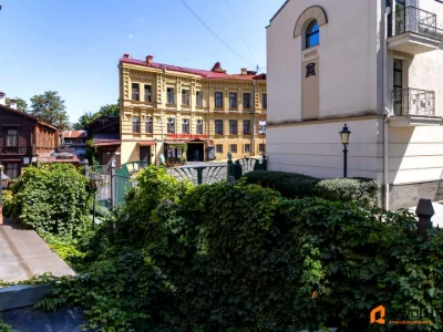 Квартира. Київ, Андріївський узвіз