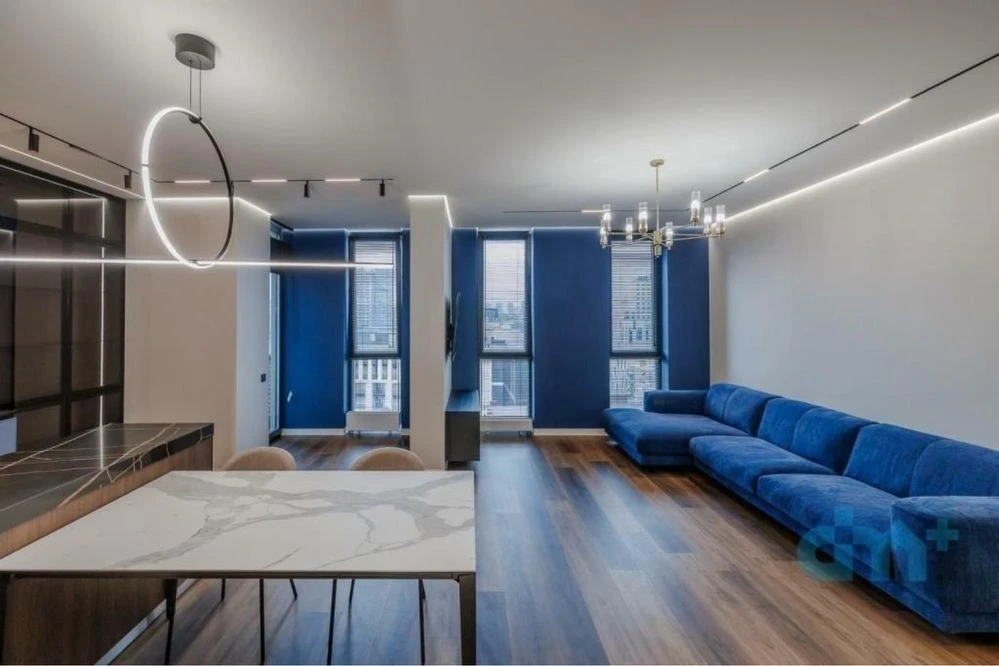 Rent apartment in Chicago Residence, 10th floor