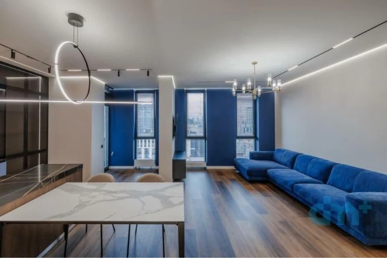 Rent apartment in Chicago Residence, 10th floor