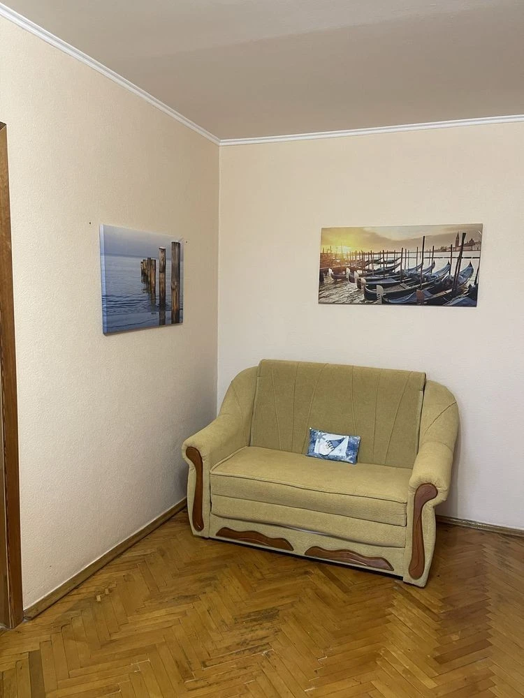 Renting out my one-bedroom / two-bedroom apartment on PriR