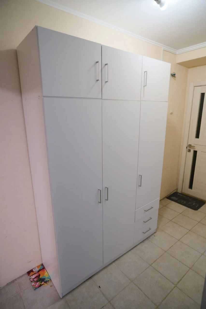 Long-term apartment rental