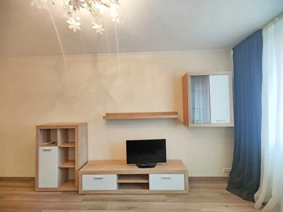 Квартира. Феодосійська вулиця, Київ
