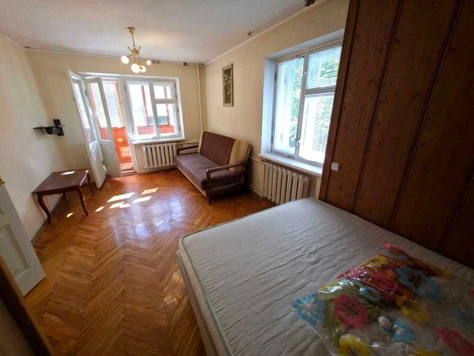 Квартира. Киев, бульвар Леси Украинки.
