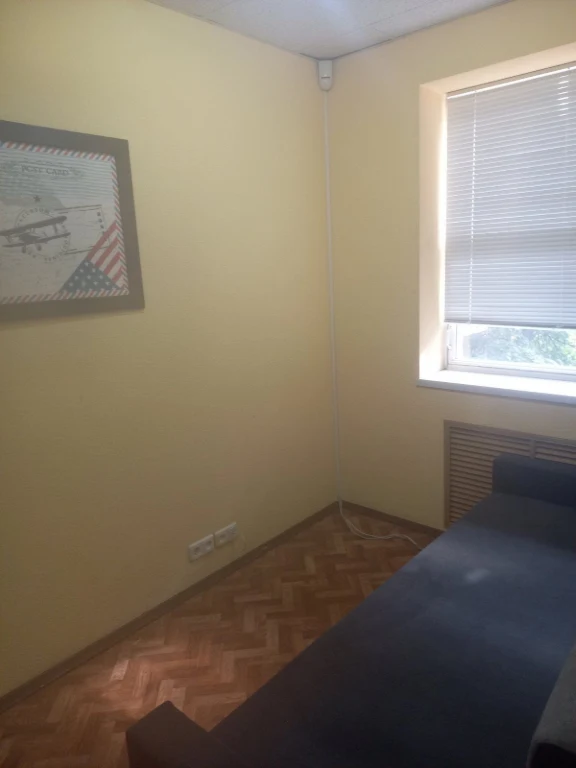 Оренда 3кім. М. Університет вул. Л. Толстого, 51
