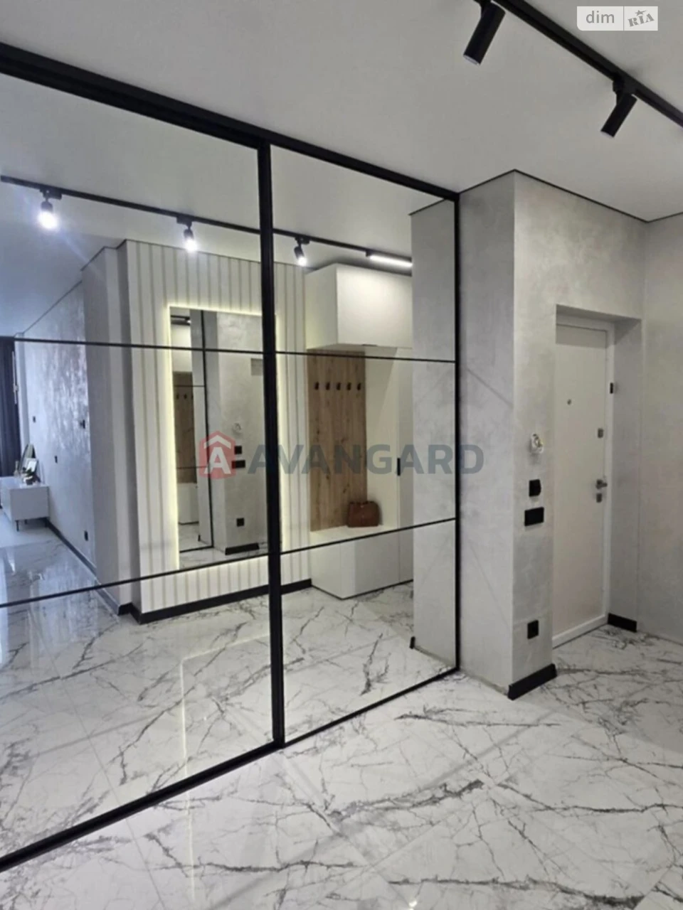 Apartment for Sale in Sykhov