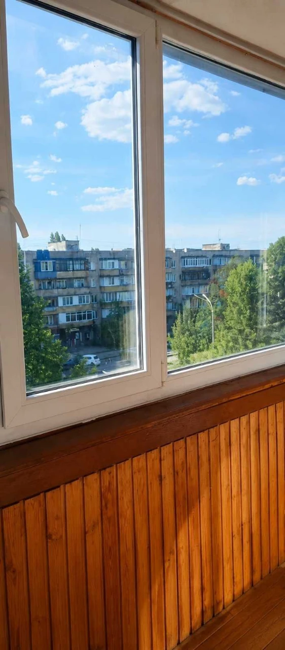 Three-room apartment for sale, Minayska Street