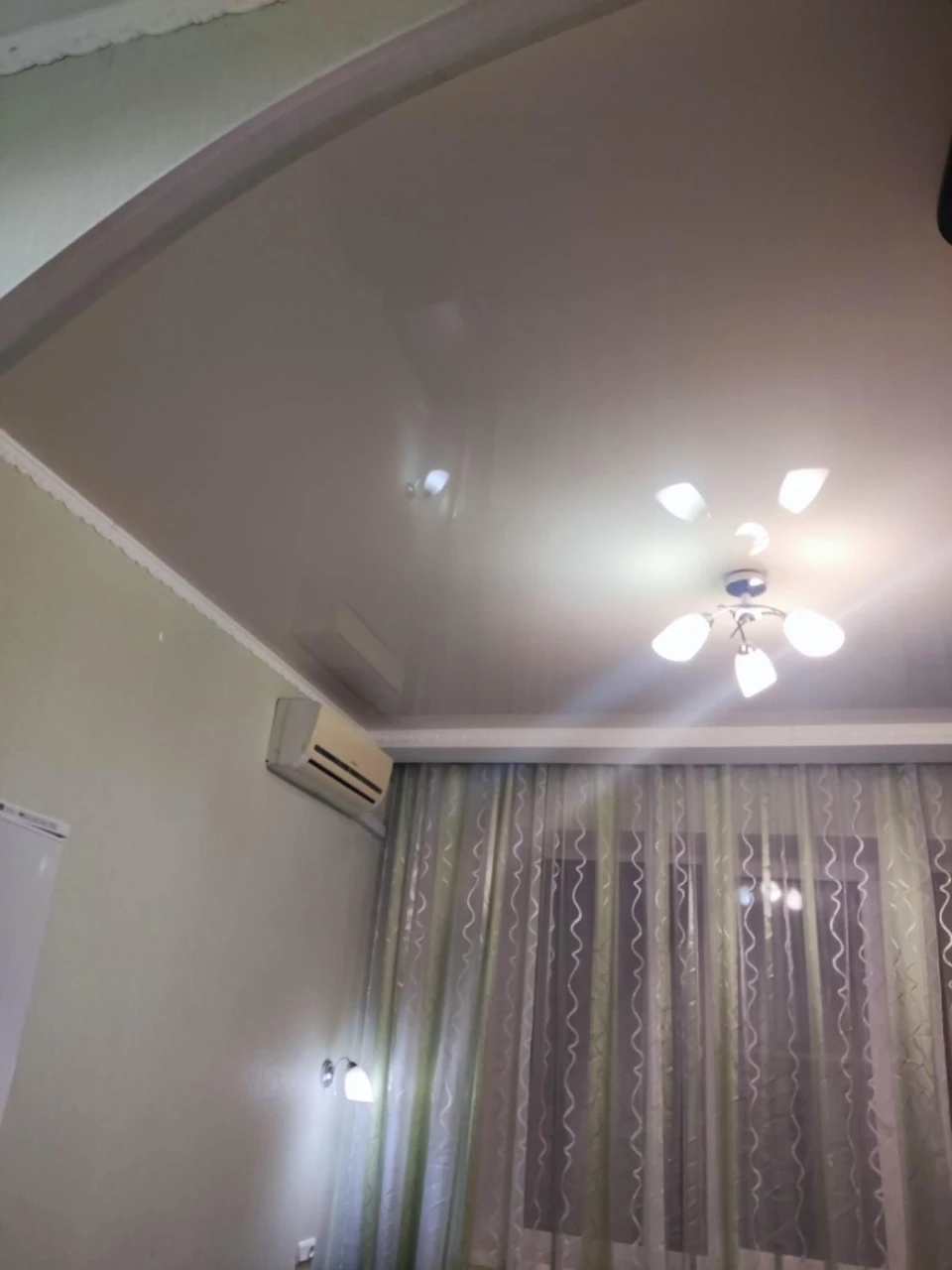 For Sale: 1-room apartment, Dobrovolyev 5, Metro "Metrostroiteli"