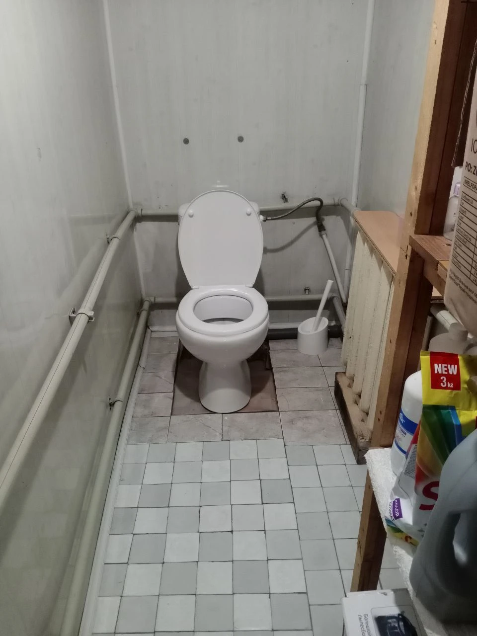Продам  пол дома на Лев2
