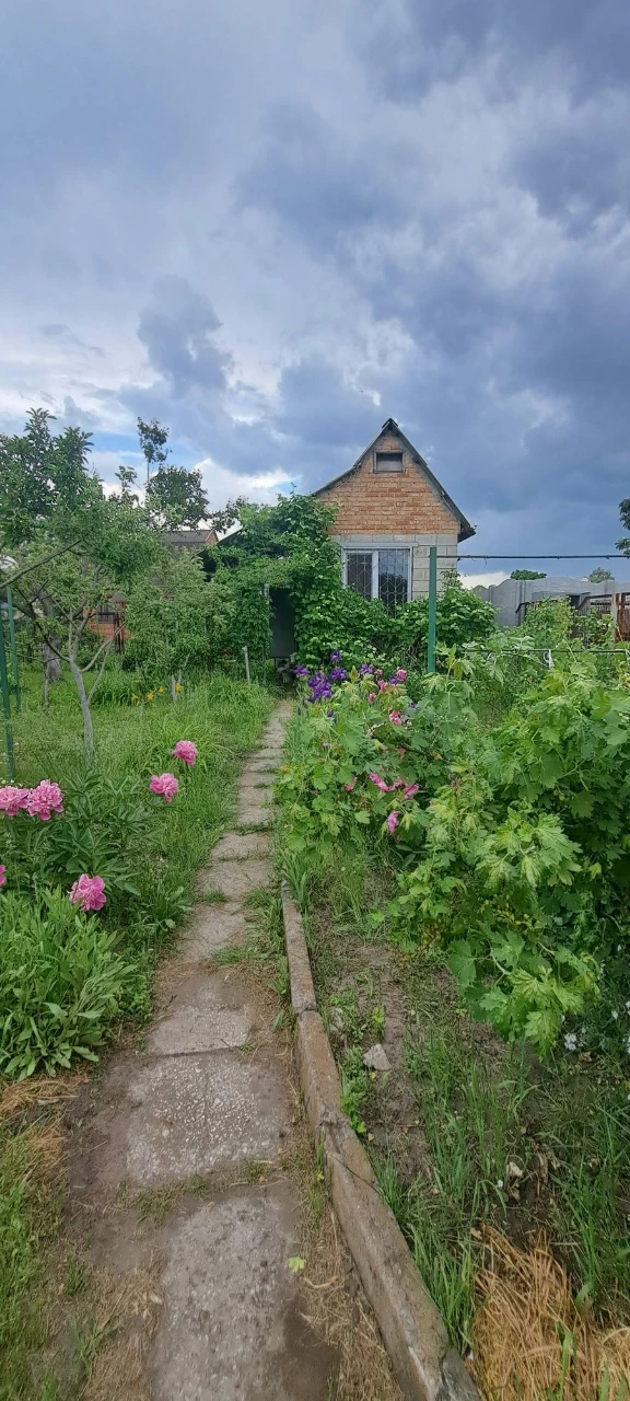 Продам дім-дачу в місті 7 км від ж.м.Фрунзенський..
