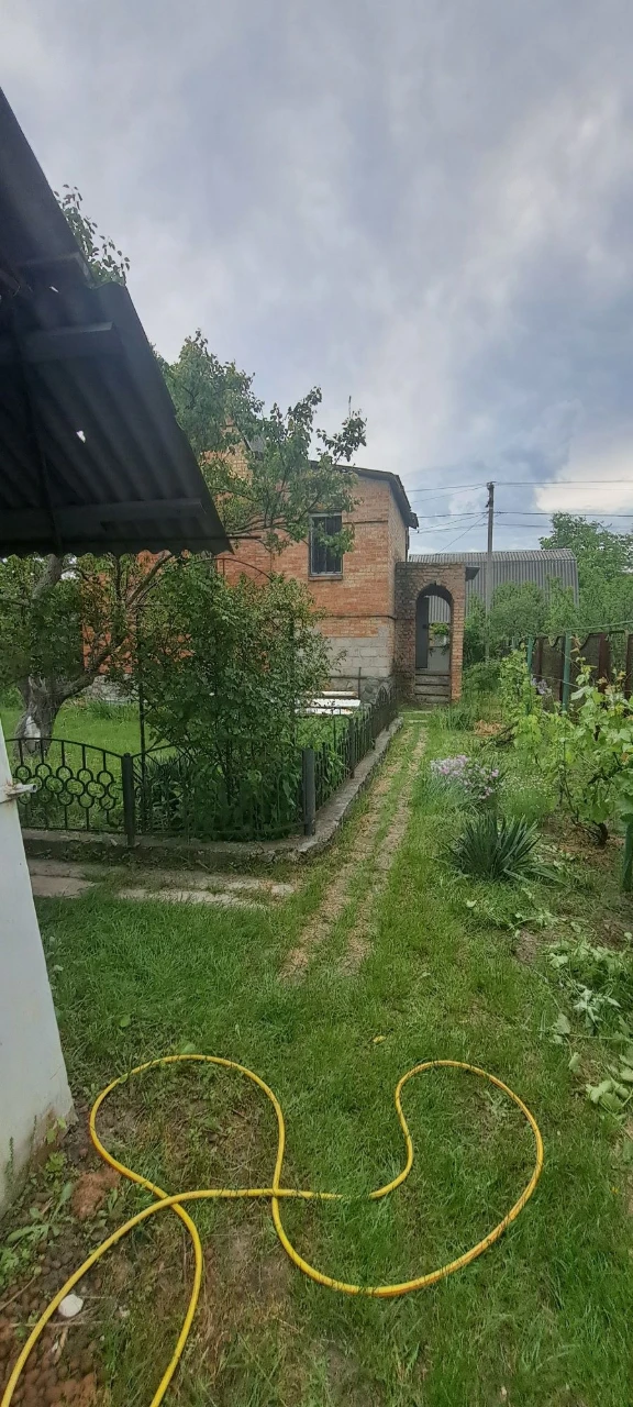 Продам дім-дачу в місті 7 км від ж.м.Фрунзенський..