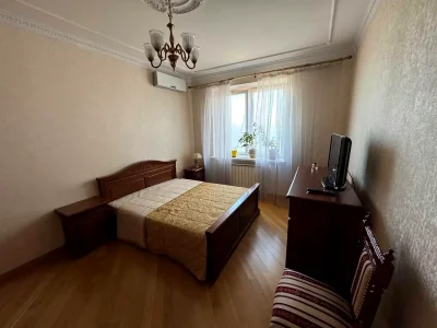 Сдается квартира 1-комн. 82 м² на 4 этаже