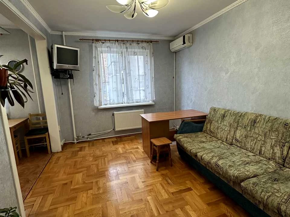 Квартира. Київ, Олександра Мишуги вул.