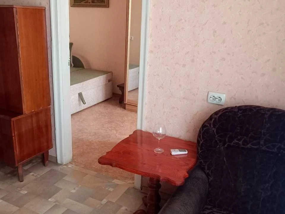 Квартира. Дніпро, Богдана Хмельницького просп.