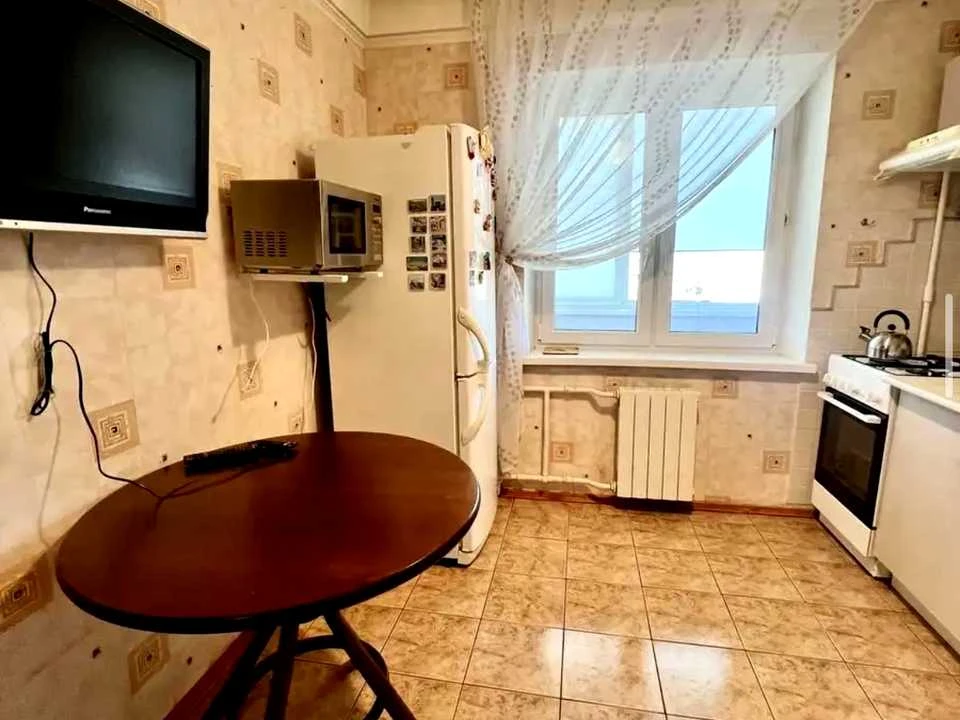 Квартира. Київ, вулиця Левка Лук'яненка