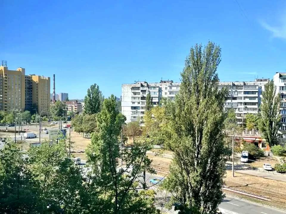 Квартира. Київ, вулиця Левка Лук'яненка