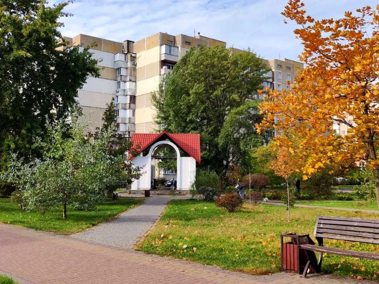 Квартира. Киев, улица Сергея Лифаря