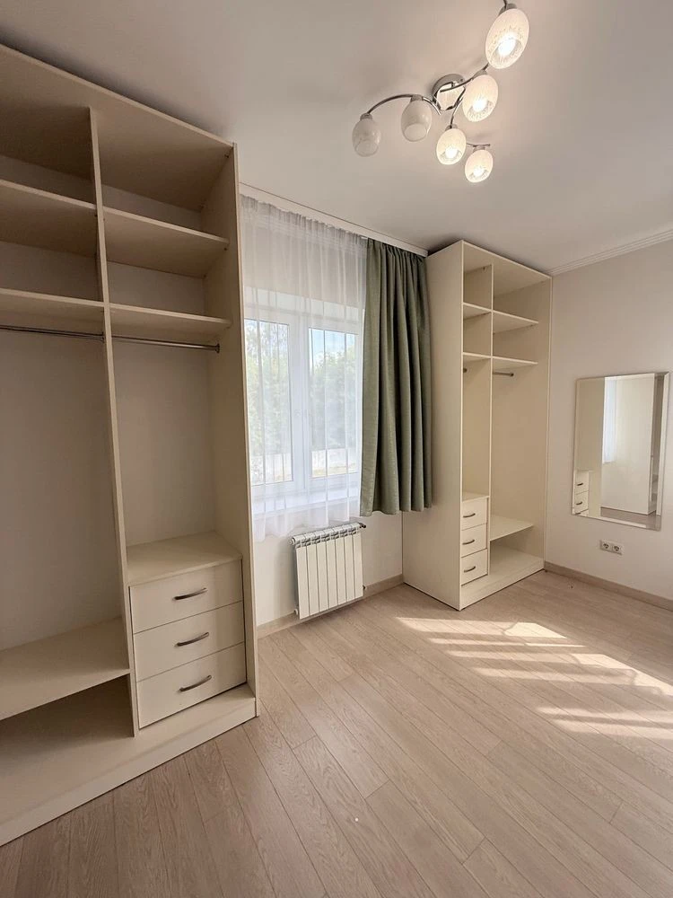 House within Kyiv, comfort, privacy and suburban atmosphere