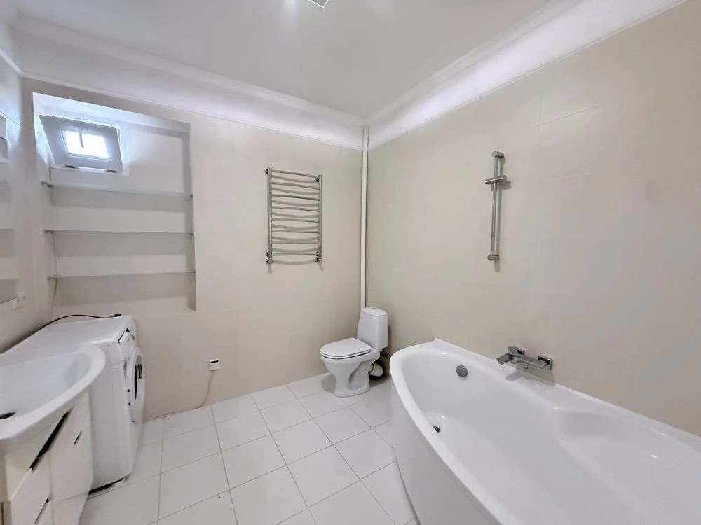 House within Kyiv, comfort, privacy and suburban atmosphere