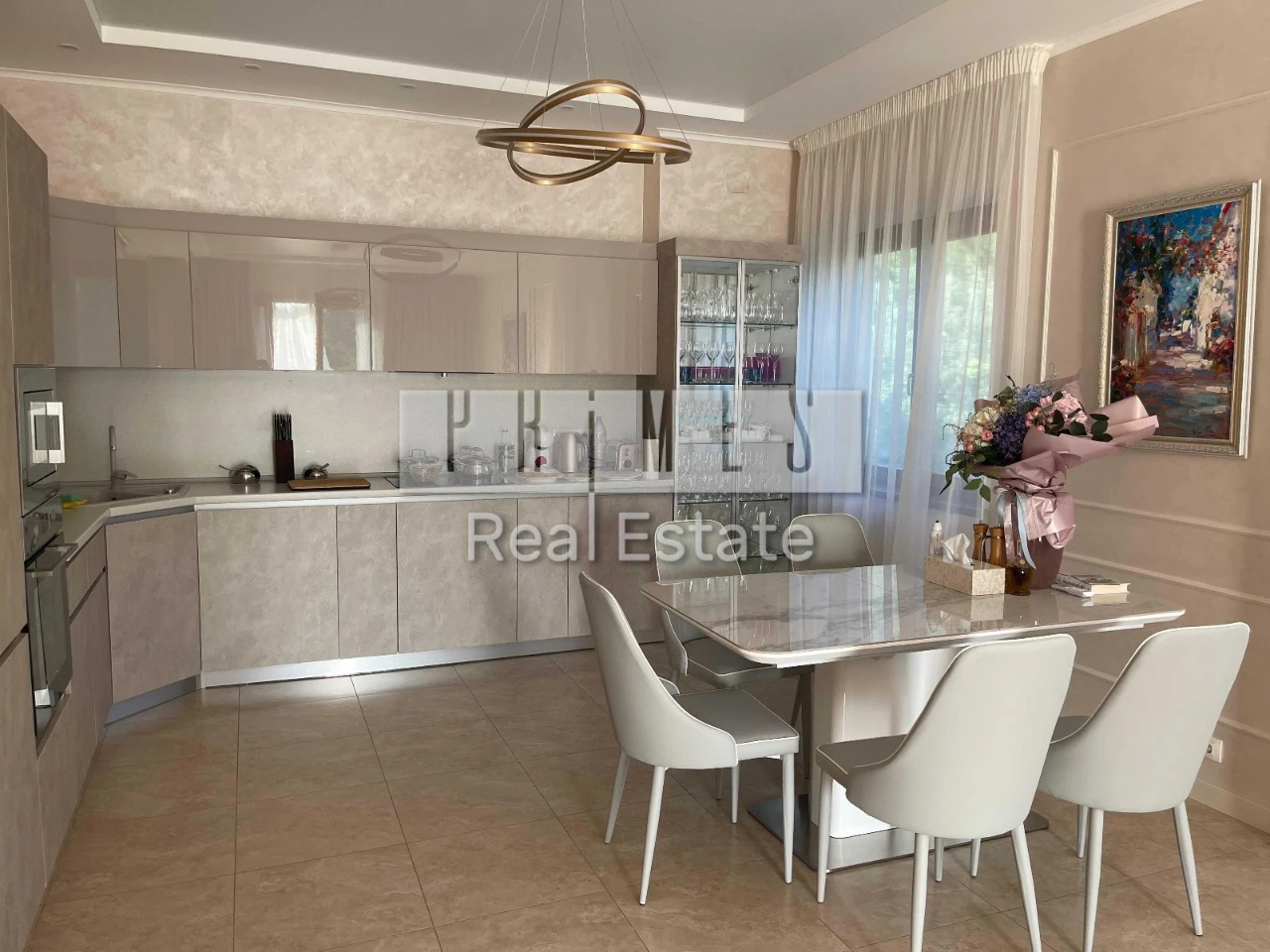 Rent a 3-story house, private beach, pier and berth,