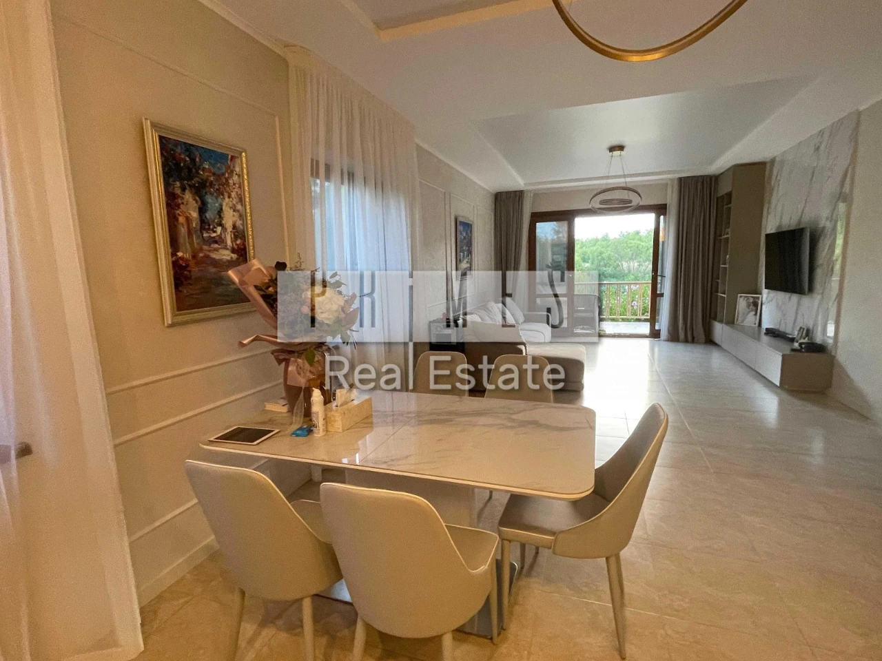Rent a 3-story house, private beach, pier and berth,