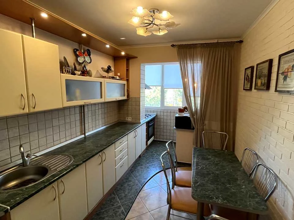 Apartment. Odessa, Desantny Bulvar.